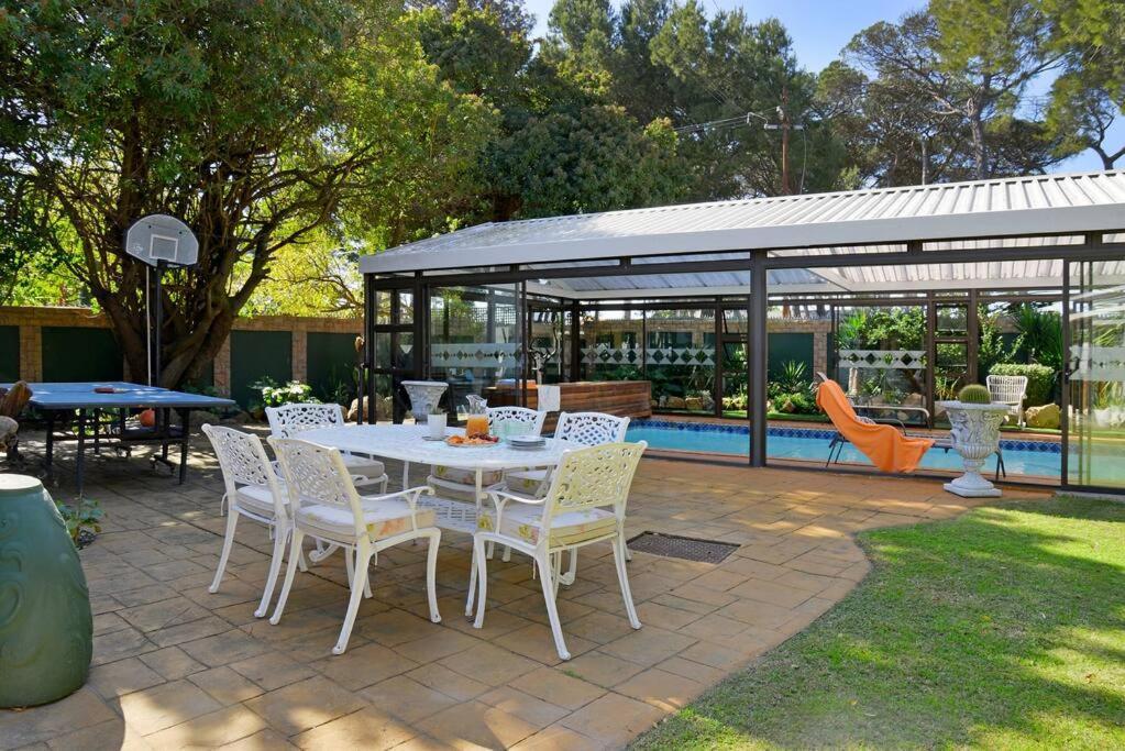 Mawethu Peaceful Garden With Covered Pool And Braai Area Cape Town Exterior photo
